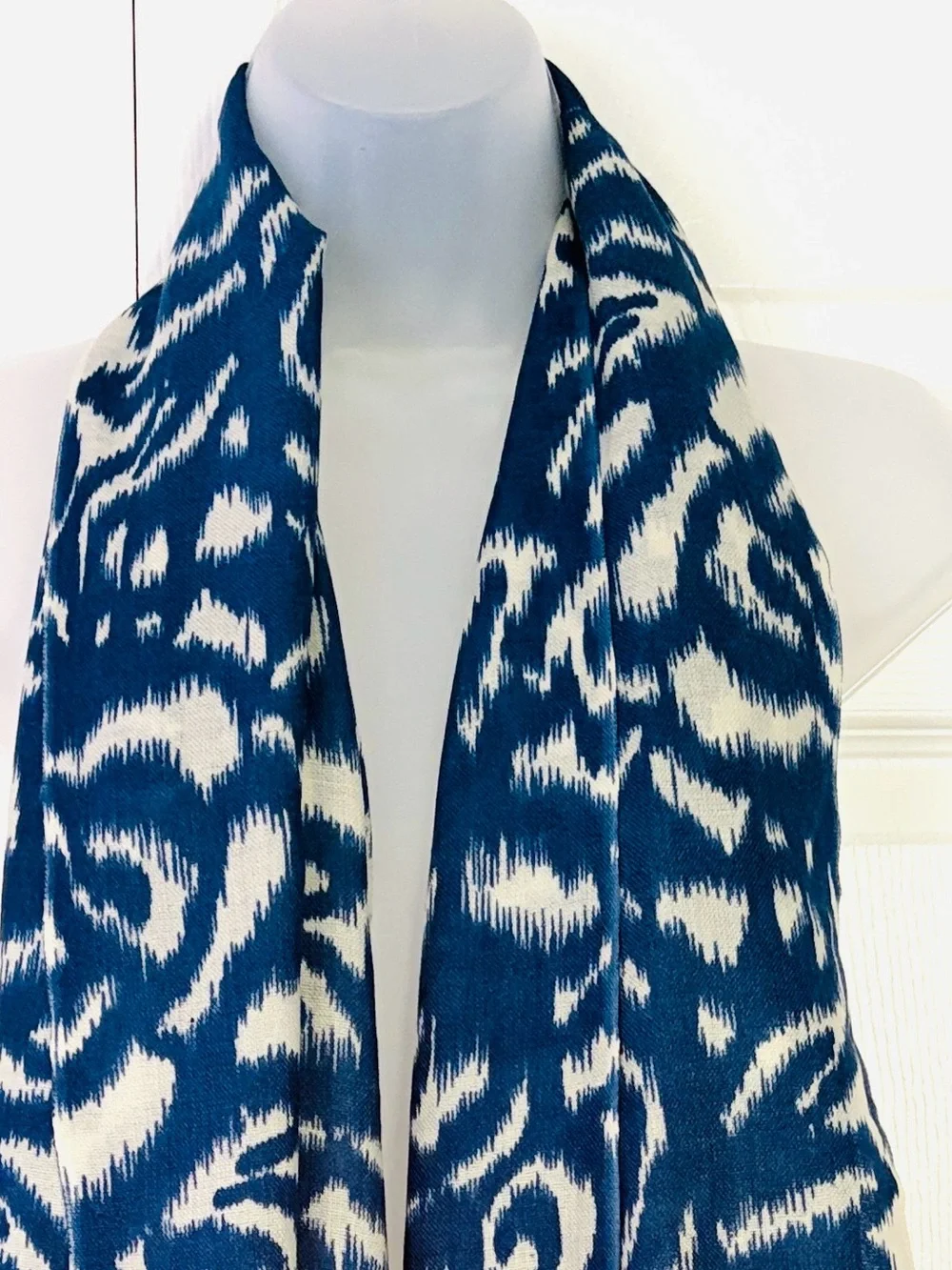 Boden Wool Scarf Wrap Shawl Indigo Blue Size 72 in x 22 in Abstract Design New